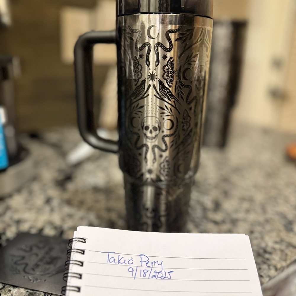 Stanley Deadly Damask 30oz